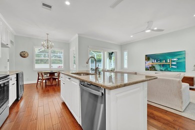 3BR+Den/2BA DiVosta built w/ heated pool in Abacoa's New Haven! - photo 14