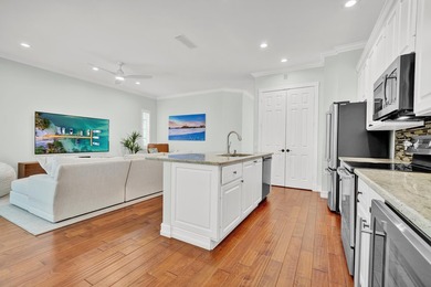 3BR+Den/2BA DiVosta built w/ heated pool in Abacoa's New Haven! - photo 15