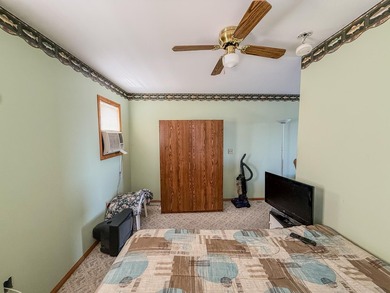 Charming Two-Bedroom, One-Bathroom Lakefront home on beautiful - photo 18