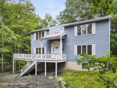 Lake Home For Sale in Hawley, Pennsylvania