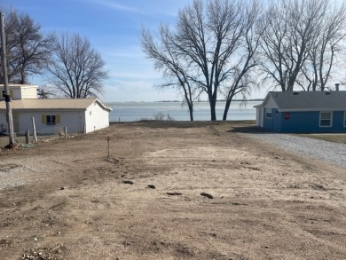 Johnson Lake Lot For Sale in Johnson Lake Nebraska