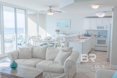 Welcome to Sanibel, where coastal luxury and convenience meet in - photo 7