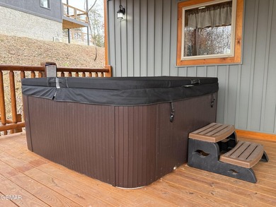 This beautifully designed cabin in Sevierville is ideally - photo 21