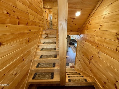 This beautifully designed cabin in Sevierville is ideally - photo 22