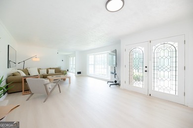 Welcome to 4962 Dewberry Circle, a beautifully renovated - photo 4