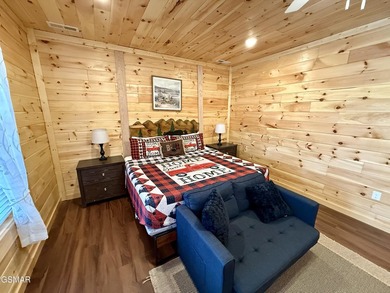 This beautifully designed cabin in Sevierville is ideally - photo 25