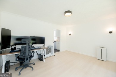 Welcome to 4962 Dewberry Circle, a beautifully renovated - photo 8