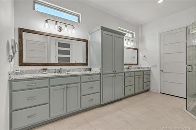 Come home to luxury and tranquility just across the river in the - photo 28