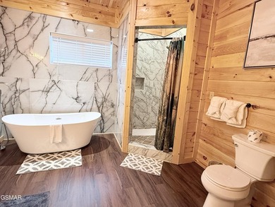 This beautifully designed cabin in Sevierville is ideally - photo 30