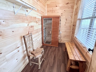 This beautifully designed cabin in Sevierville is ideally - photo 32