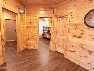 This beautifully designed cabin in Sevierville is ideally - photo 36