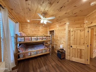 This beautifully designed cabin in Sevierville is ideally - photo 38