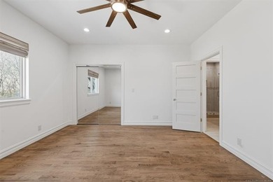 Come home to luxury and tranquility just across the river in the - photo 41