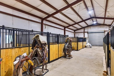 Welcome to an extraordinary legacy property at 211 Hale Rd - photo 45
