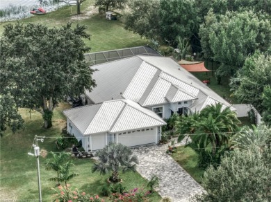 Lake Viola Home For Sale in Avon Park Florida