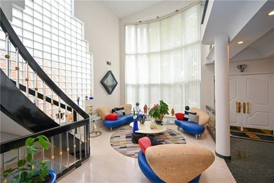 Enter into an elegant Center Hall Colonial with grand foyer that - photo 4