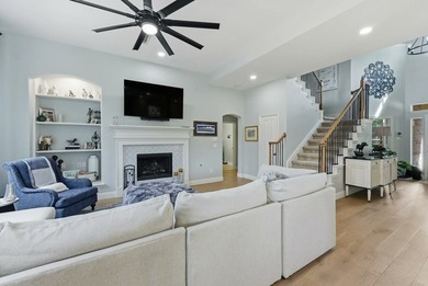 A striking five-bedroom home in the sought-after Silver Lake - photo 9