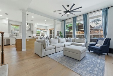 A striking five-bedroom home in the sought-after Silver Lake - photo 10