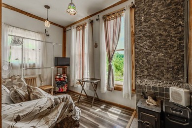 STOP! Call the listing agent to get priority access, built-in - photo 7