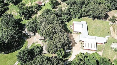 (private lake, pond, creek) Home For Sale in Olive Branch Mississippi