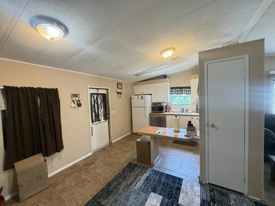 This 2 bed, 2 bath home in the 55+ Fairways Country Club - photo 3
