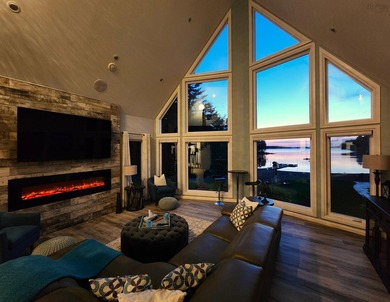Imagine owning the lake property that everyone spends years - photo 12