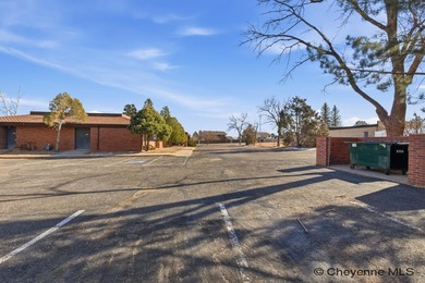 This approximately 6,000 square foot commercial building is