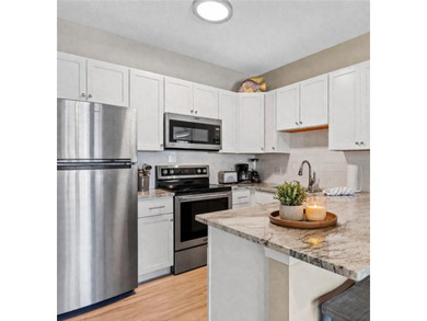 Ground Floor Condo with Gulf Views. This beautifully updated - photo 7