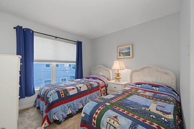 Single Family detached home with attached garage, only 27 Years - photo 22