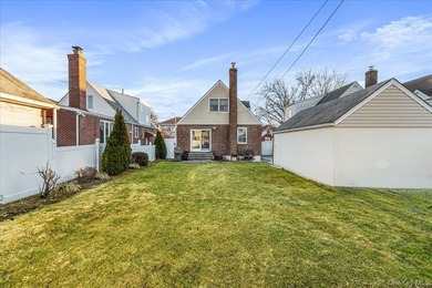 Diamond 3 Bedroom Cape In Prime Whitestone Location. Beautifully - photo 23
