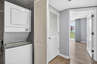 Let it be SUNSHINE - PRICED TO SELL! This beautifully maintained - photo 2