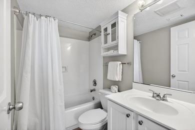Let it be SUNSHINE - PRICED TO SELL! This beautifully maintained - photo 8