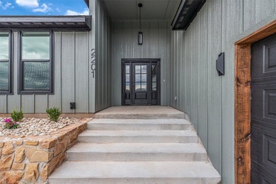 Welcome to this beautiful brand-new home in the highly desirable - photo 3