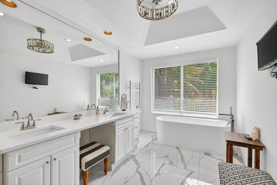 Gorgeous Rio Vista Residence! This coveted location and property - photo 48