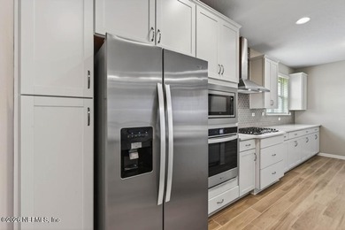 Welcome to your private Florida retreat in the highly - photo 50