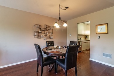 Welcome to this absolutely charming 2-bedroom, 2.1-bath townhome - photo 9