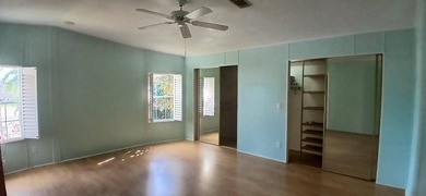 Spacious 2/2 with fabulous lake views and an open airy floor - photo 13