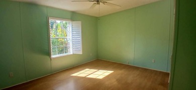 Spacious 2/2 with fabulous lake views and an open airy floor - photo 16