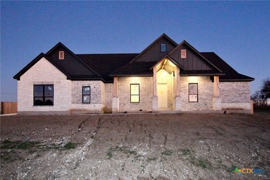 Belton Lake Home For Sale in Moody Texas