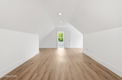 ** BUYER INCENTIVE: CLOSE ON OR BEFORE AUGUST 31, 2026 AND - photo 32