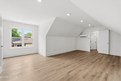 ** BUYER INCENTIVE: CLOSE ON OR BEFORE AUGUST 31, 2026 AND - photo 34