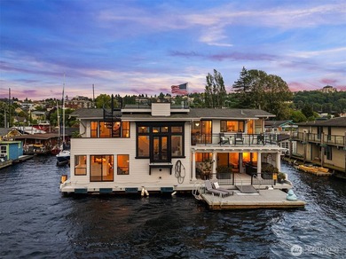 The *Queen of the Lake* is available for sale for the first time - photo 35