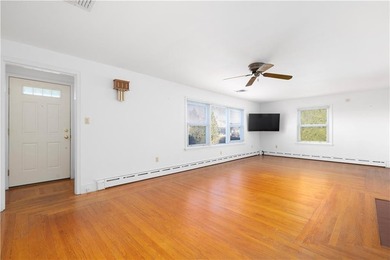 Coastal Living at Its Best! Welcome to 118 Wolcott Avenue on - photo 6