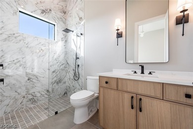 Stunning New Construction in Gated Devonwood, Fort Myers - photo 37