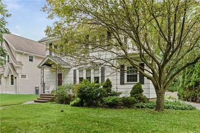 Welcome to this charming and beautifully maintained home located - photo 2