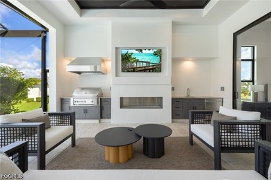 Stunning New Construction in Gated Devonwood, Fort Myers - photo 42