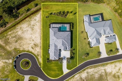 Stunning New Construction in Gated Devonwood, Fort Myers - photo 47