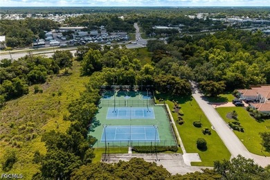 Stunning New Construction in Gated Devonwood, Fort Myers - photo 50