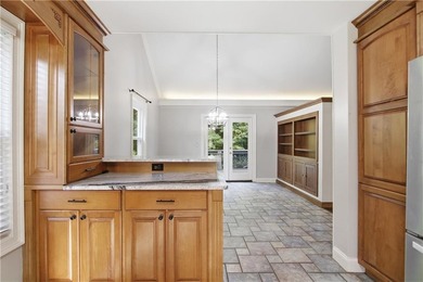 Welcome to this well-maintained residence at 399 N Victoria Rd - photo 9