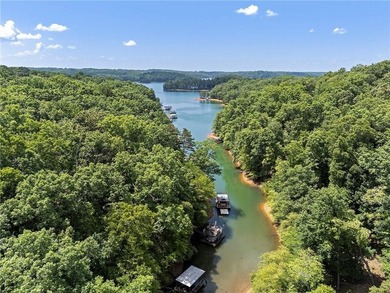 ***The Ultimate Lakeside Sanctuary*** Experience unparalleled - photo 4